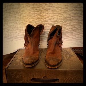 COPY - COPY - Liberty Black Faggio Side Fringe LB712948